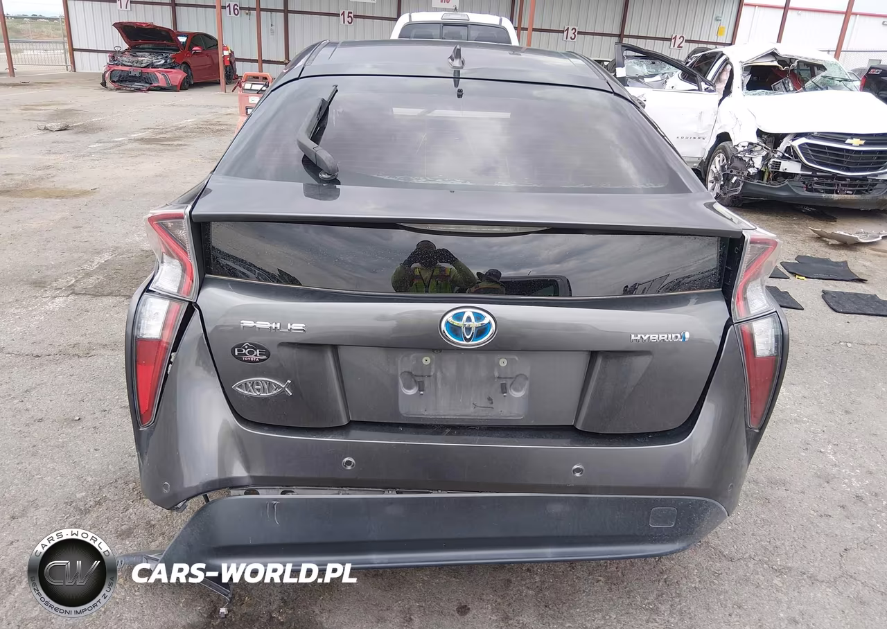 2018 Toyota Prius Two VIN:JTDKBRFU7J3083279 - 16