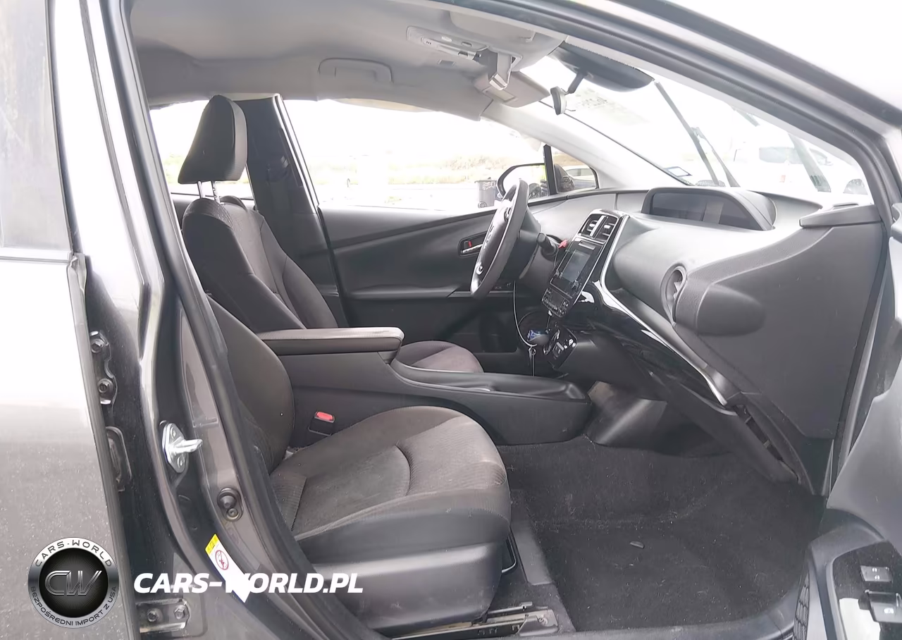 2018 Toyota Prius Two VIN:JTDKBRFU7J3083279 - 5