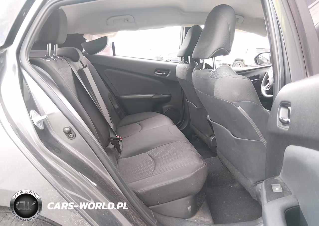 2018 Toyota Prius Two VIN:JTDKBRFU7J3083279 - 8
