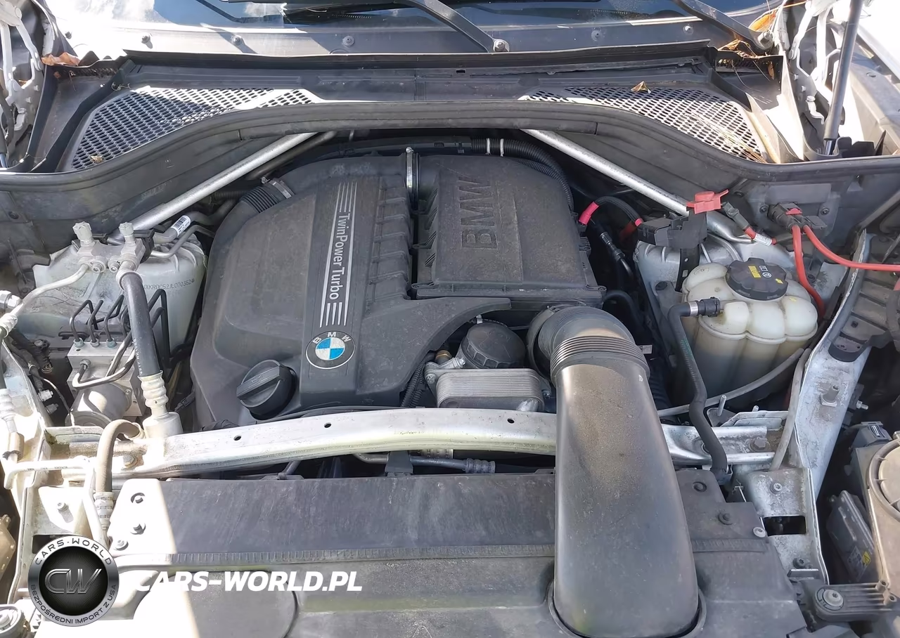 2018 BMW X5 xDrive35I VIN:5UXKR0C52JL070362 - 10