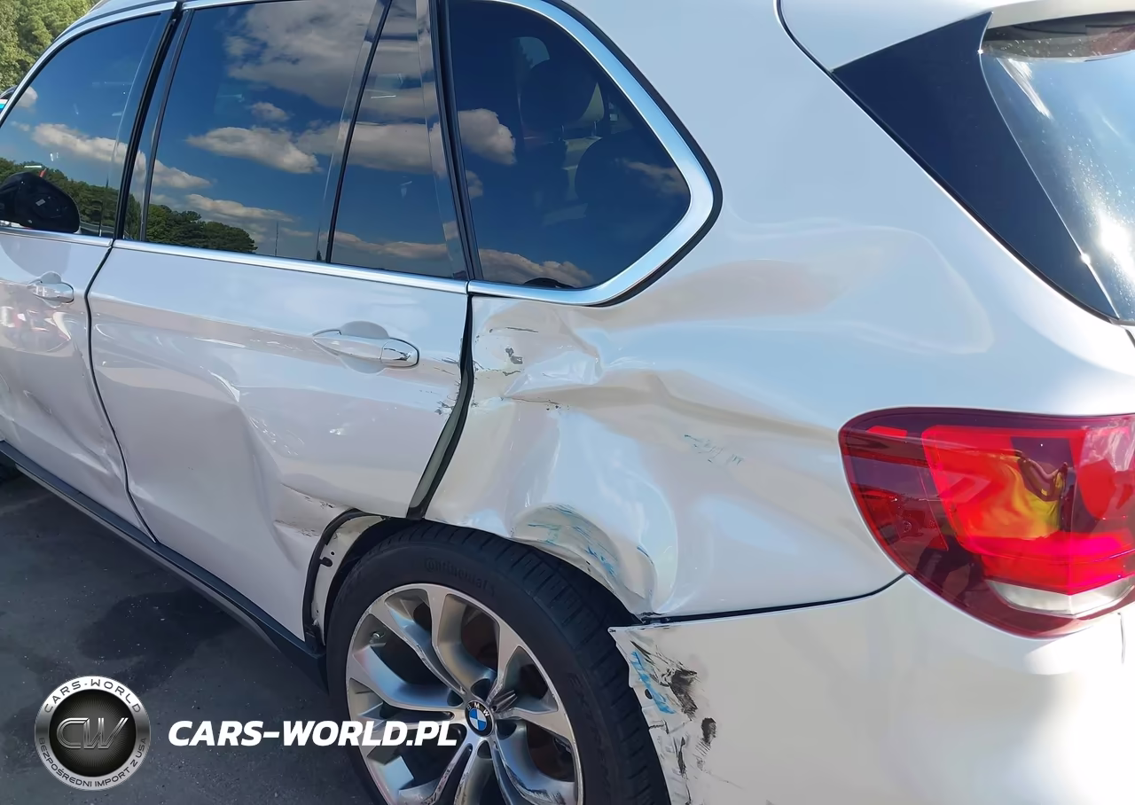 2018 BMW X5 xDrive35I VIN:5UXKR0C52JL070362 - 6