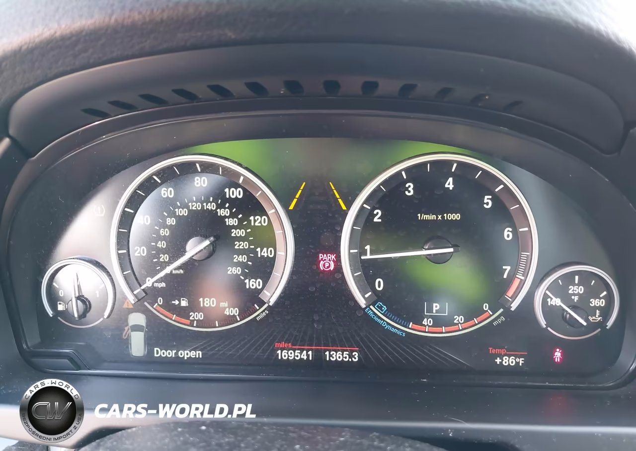 2018 BMW X5 xDrive35I VIN:5UXKR0C52JL070362 - 7
