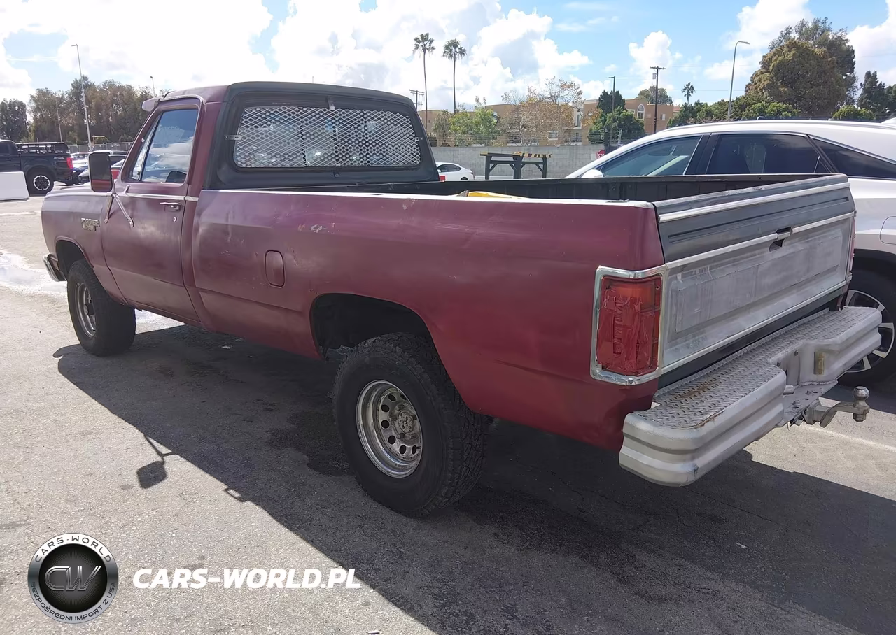 1985 Dodge W-Series W100-W150 VIN:1B7HW14T0FS596915 - 3