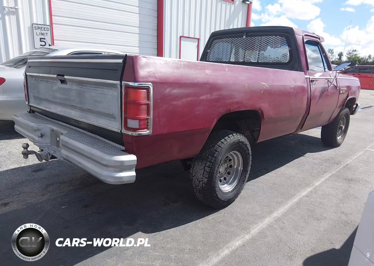 1985 Dodge W-Series W100-W150 VIN:1B7HW14T0FS596915 - 4