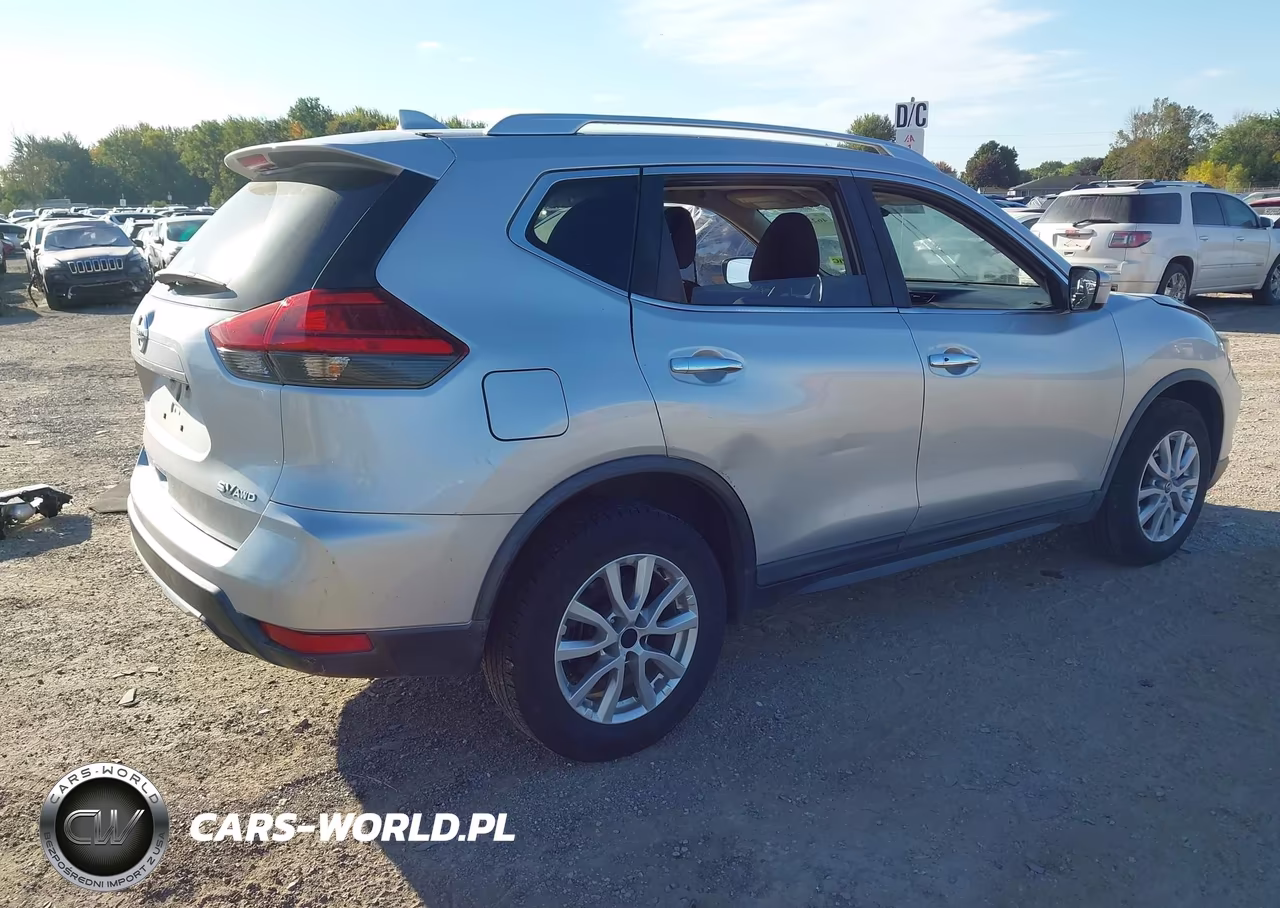 2017 Nissan Rogue Sv VIN:KNMAT2MV0HP542506 - 4