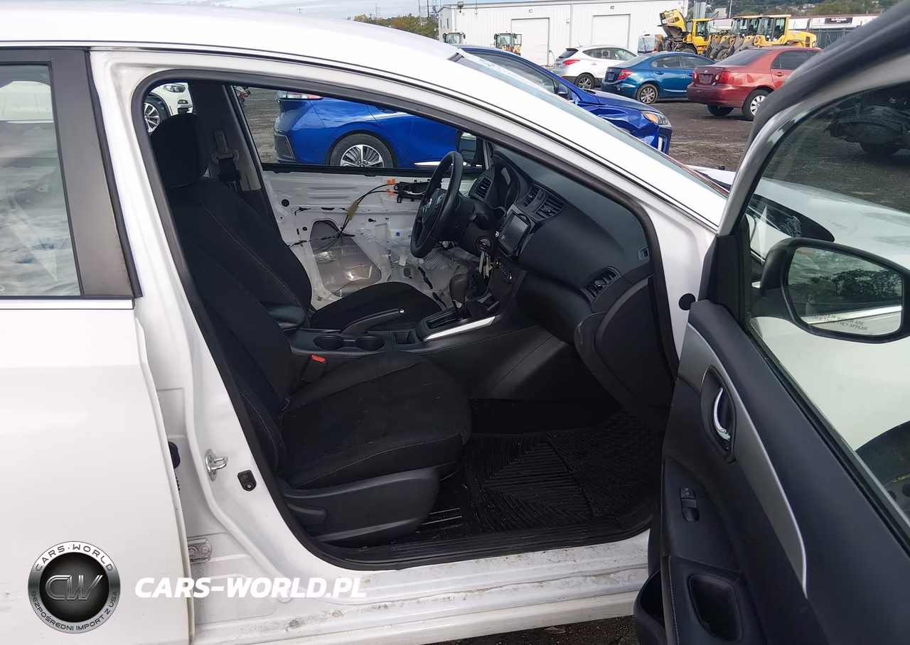 2019 Nissan Sentra S VIN:3N1AB7APXKY416930 - 5