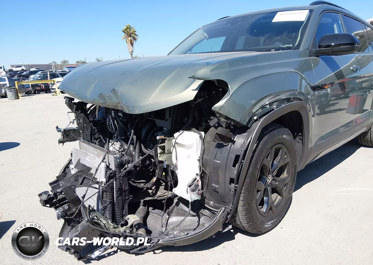 2025 Volkswagen Atlas 2.0T Peak Edition VIN:1V2CR2CA2SC500616 - 18