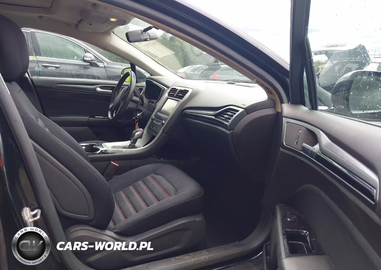 2014 Ford Fusion Se VIN:3FA6P0HD5ER162278 - 5