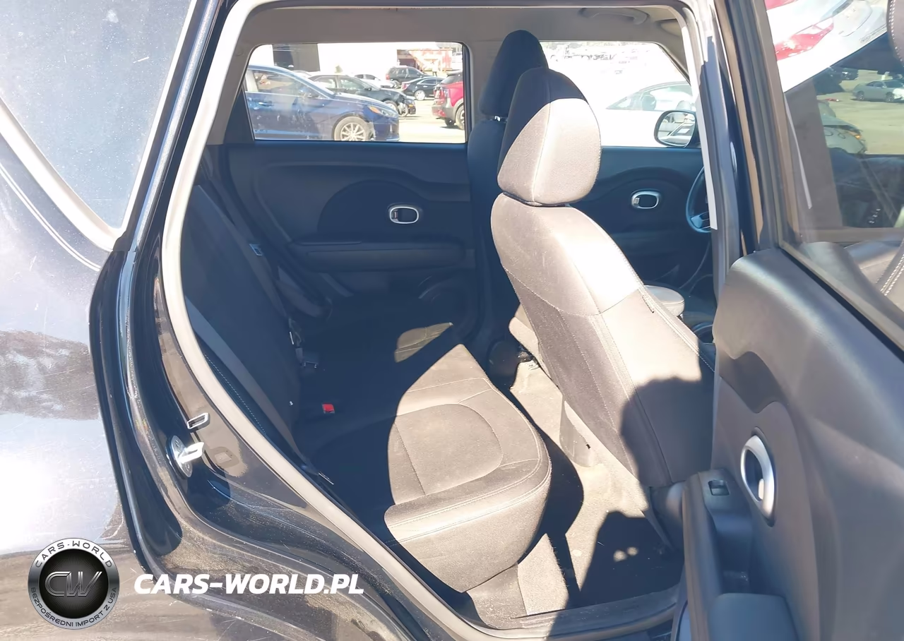 2016 Kia Soul Base VIN:KNDJN2A21G7380310 - 8