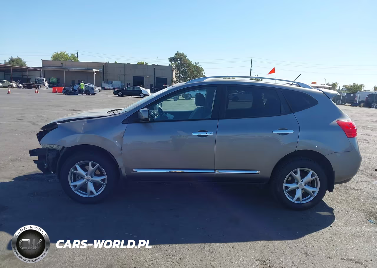 2011 Nissan Rogue Sv VIN:JN8AS5MT8BW563186 - 15