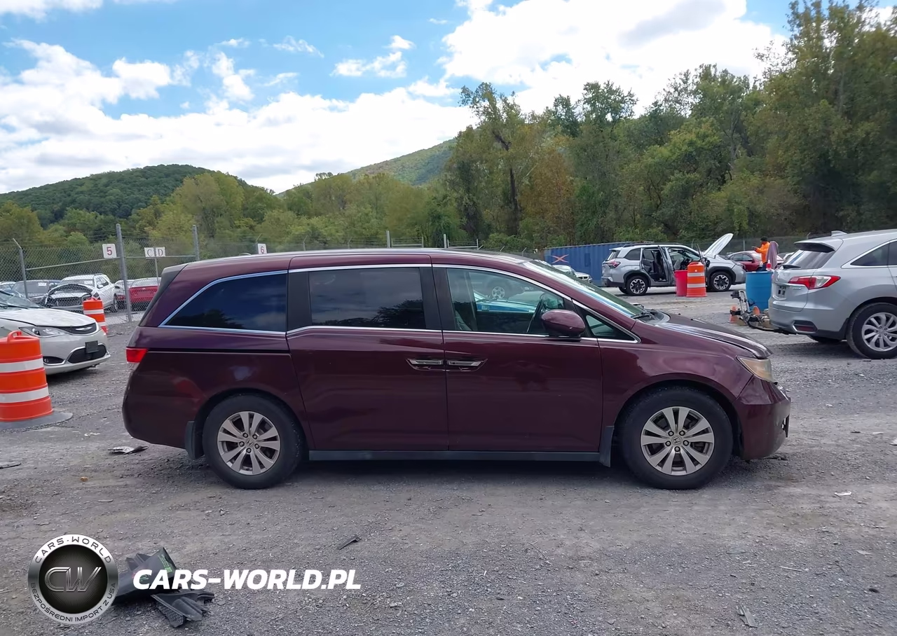 2015 Honda Odyssey Ex-L VIN:5FNRL5H68FB009463 - 13