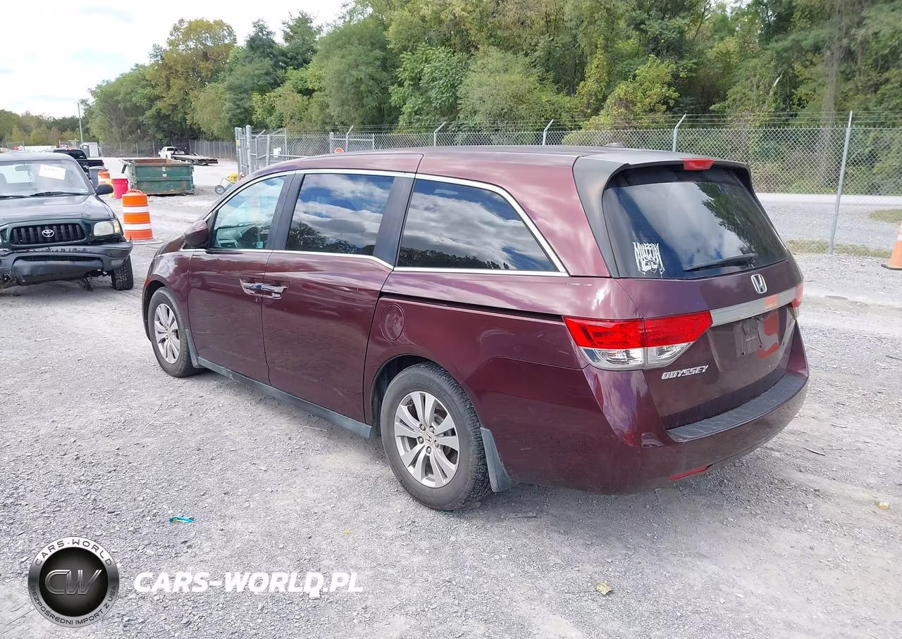 2015 Honda Odyssey Ex-L VIN:5FNRL5H68FB009463 - 3