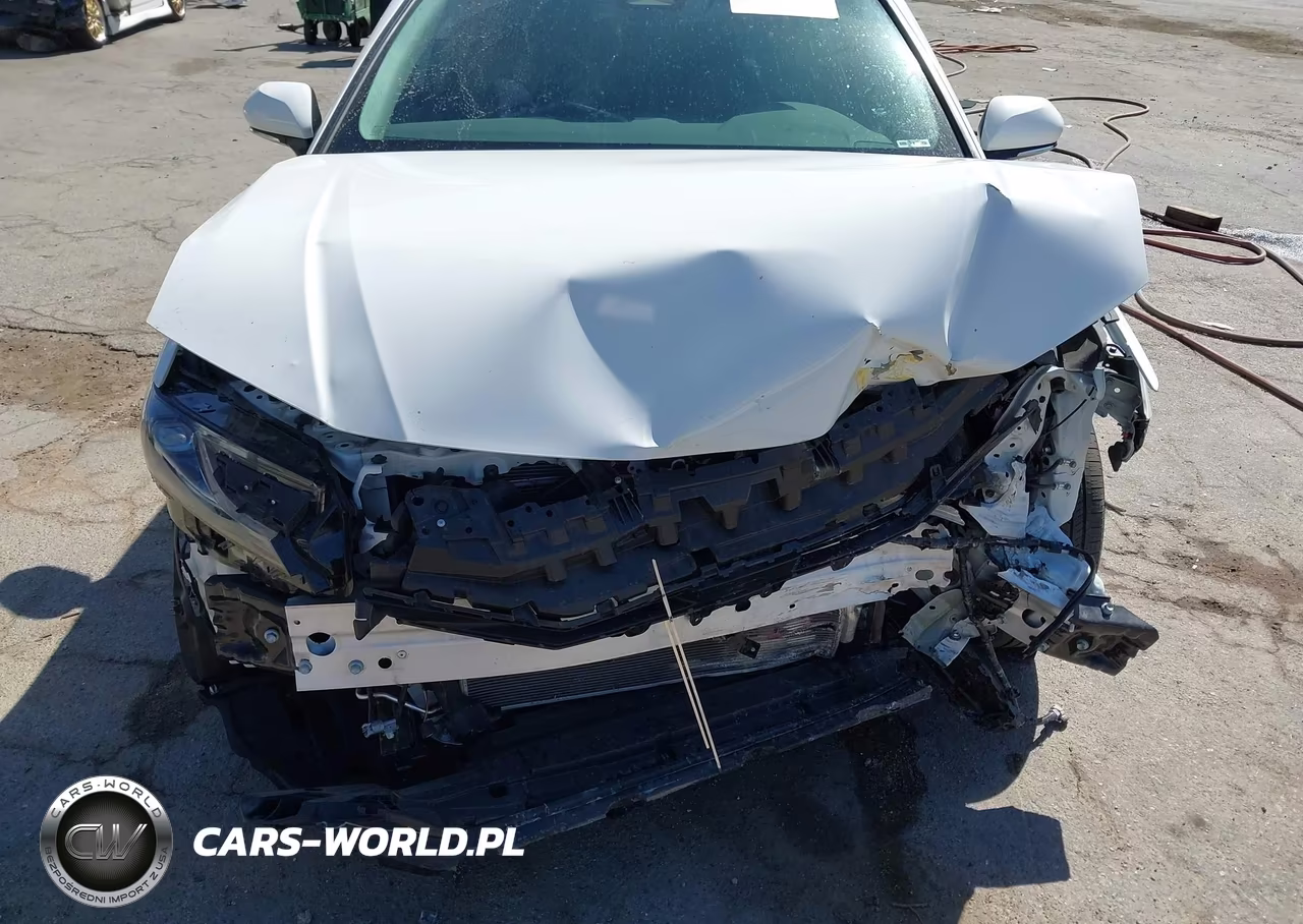 2026 Toyota Camry Le VIN:4T1DAACK8TU269891 - 17