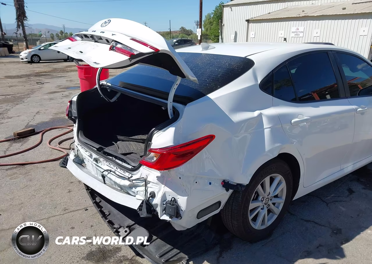 2026 Toyota Camry Le VIN:4T1DAACK8TU269891 - 19