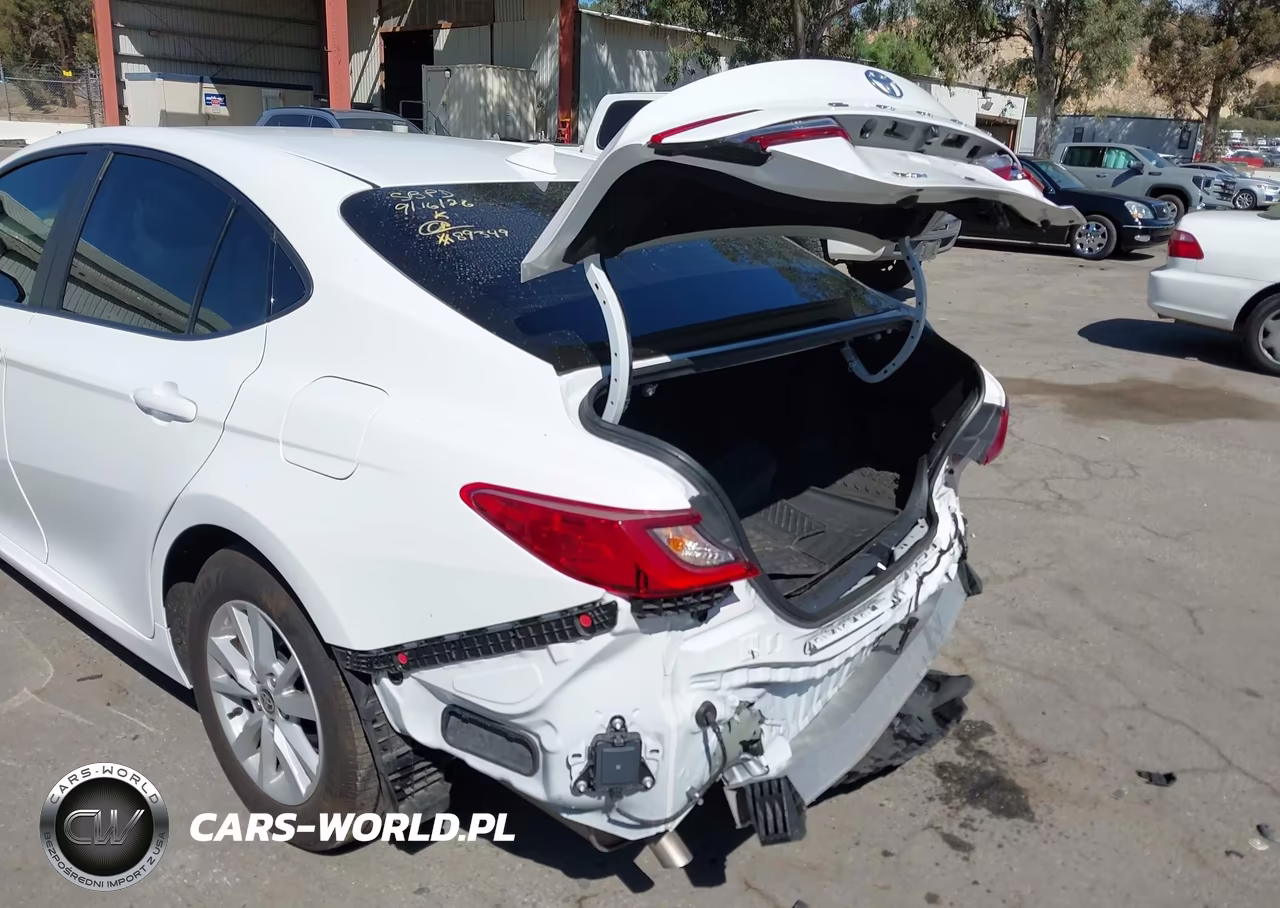 2026 Toyota Camry Le VIN:4T1DAACK8TU269891 - 20