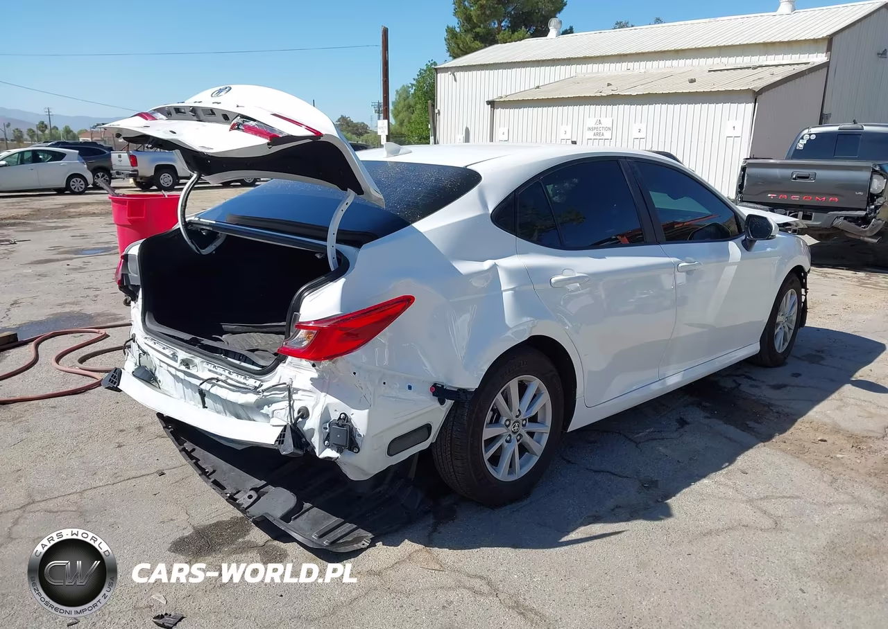 2026 Toyota Camry Le VIN:4T1DAACK8TU269891 - 4