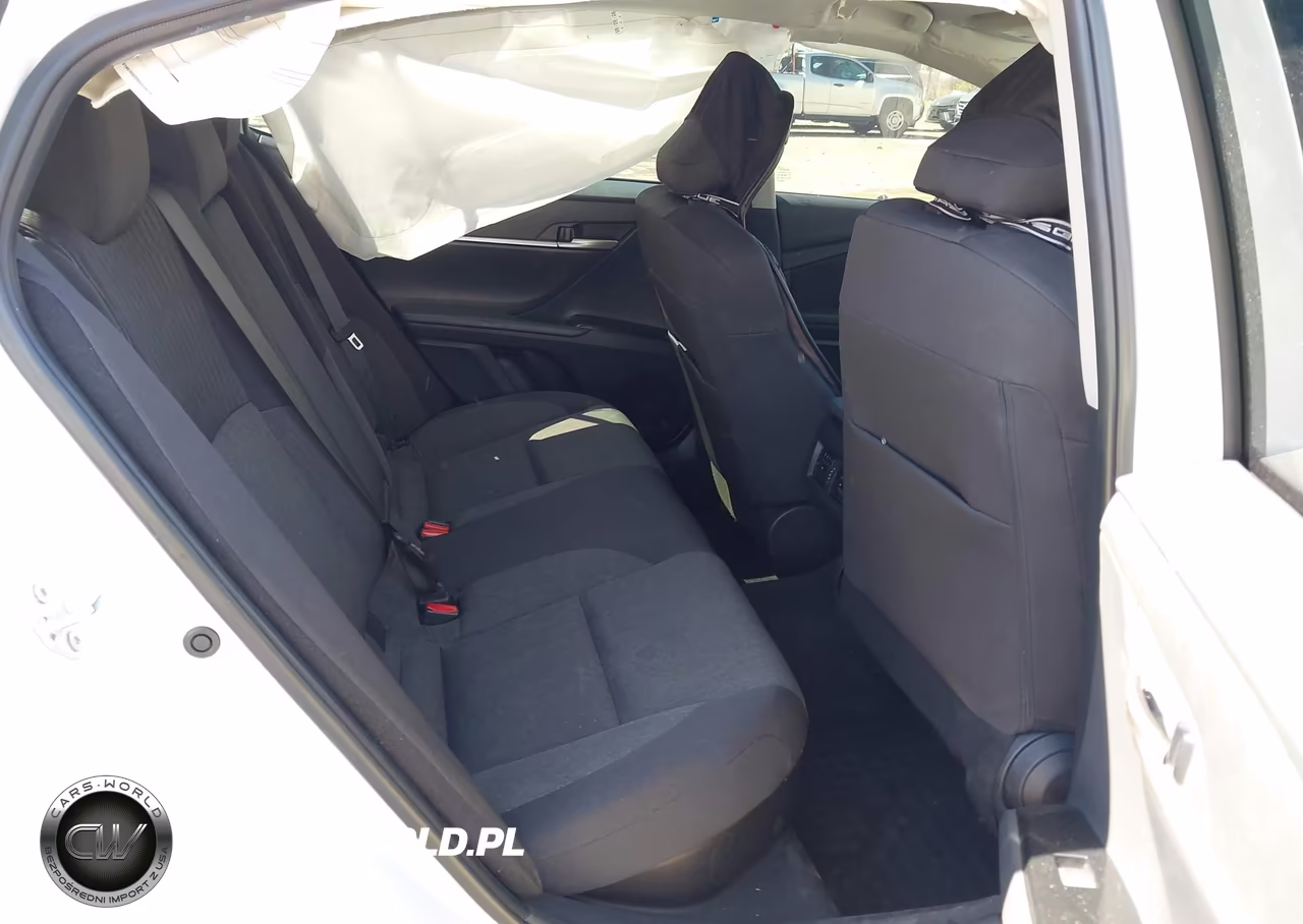 2026 Toyota Camry Le VIN:4T1DAACK8TU269891 - 8