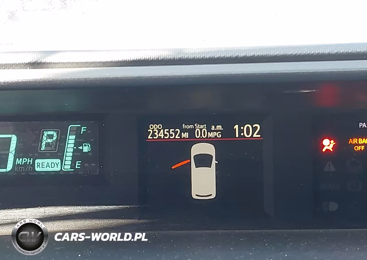 2013 Toyota Prius C Four VIN:JTDKDTB39D1043340 - 7