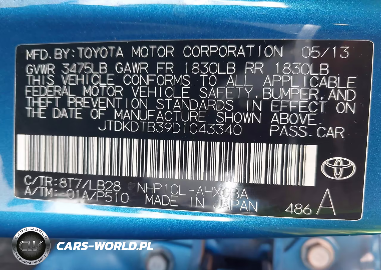 2013 Toyota Prius C Four VIN:JTDKDTB39D1043340 - 9