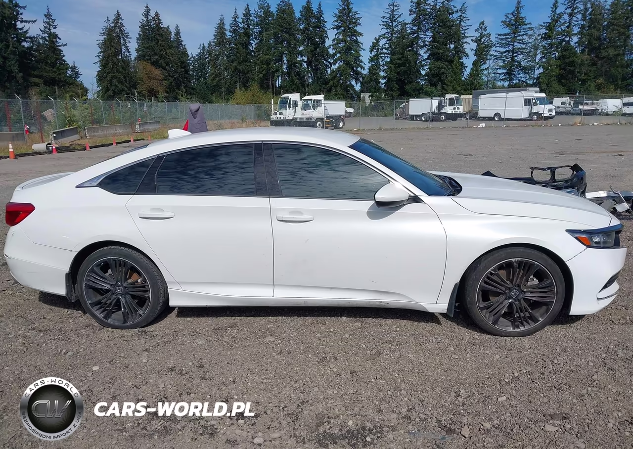 2018 Honda Accord Sport VIN:1HGCV1F39JA260688 - 12