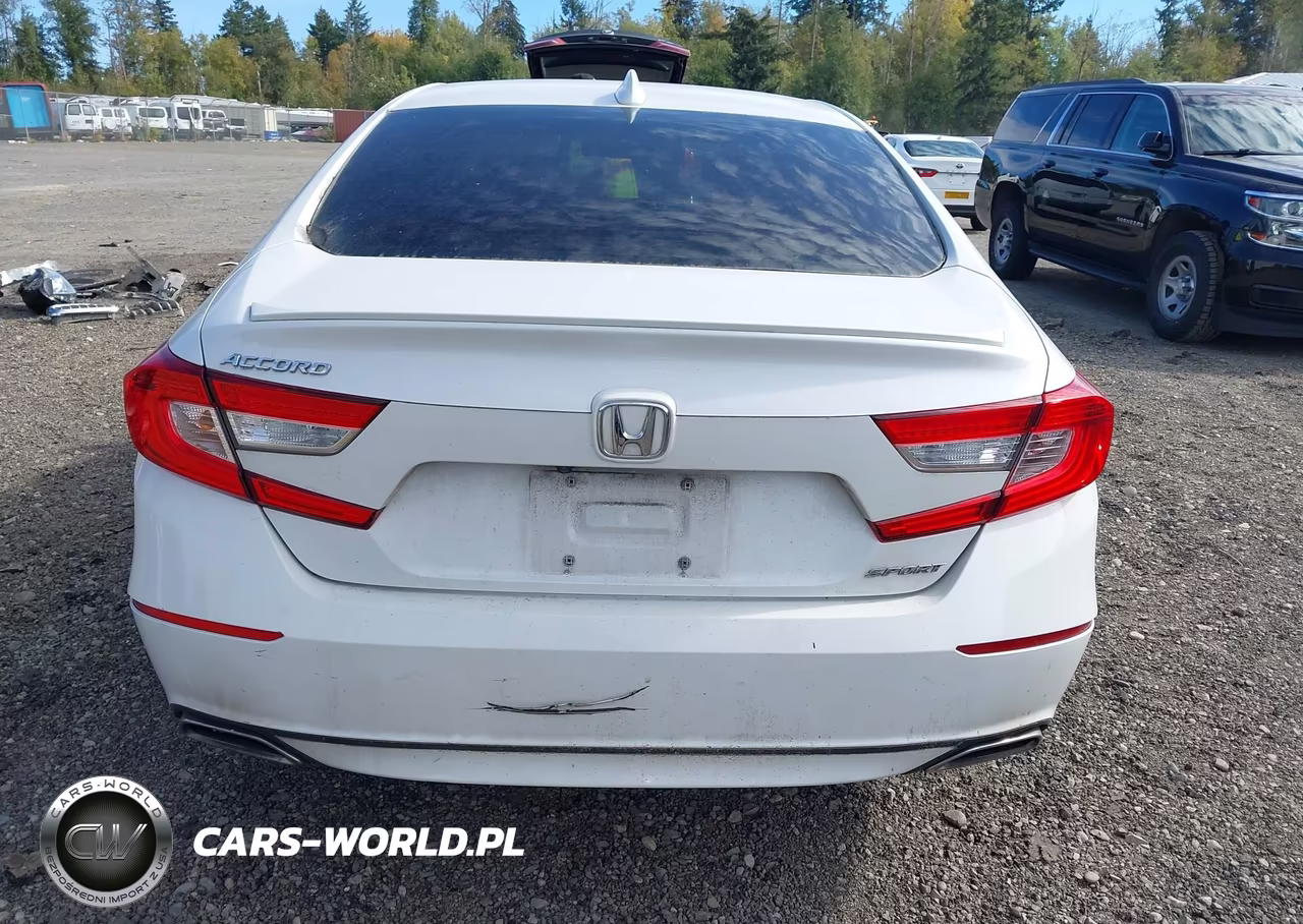 2018 Honda Accord Sport VIN:1HGCV1F39JA260688 - 15