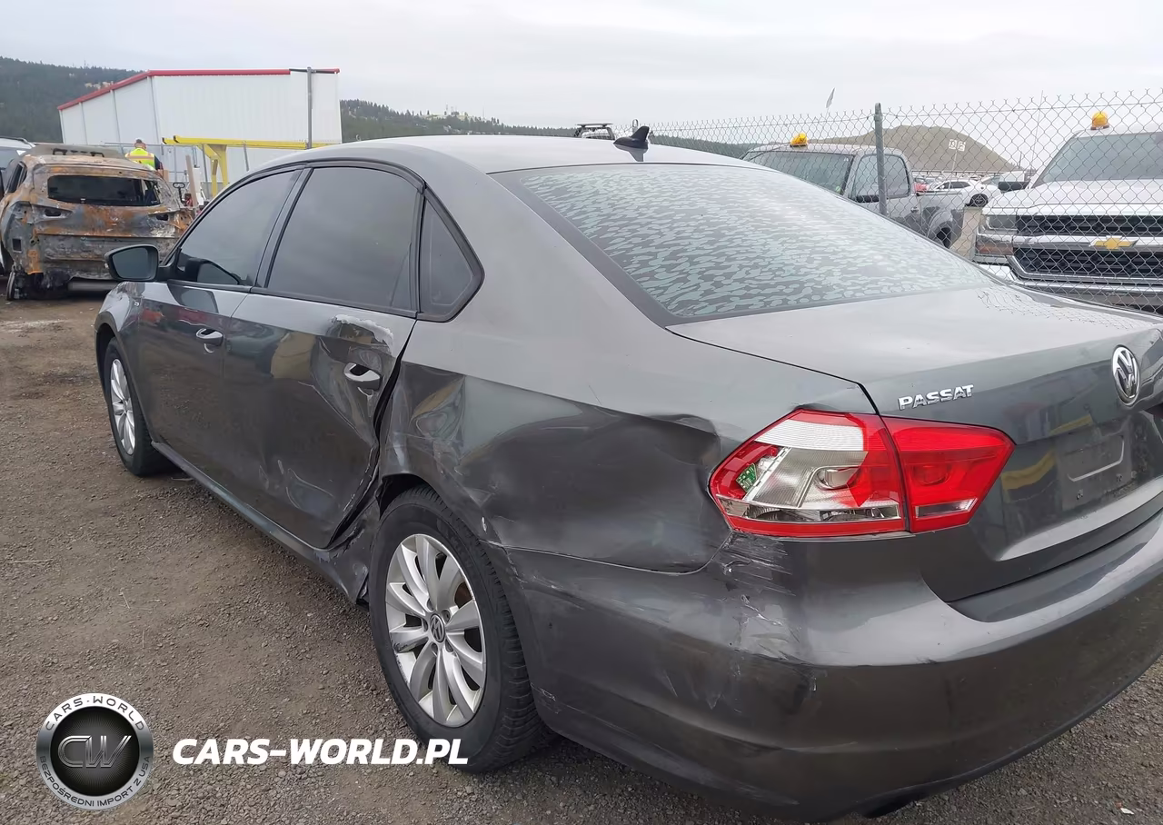 2014 Volkswagen Passat 1.8T Wolfsburg Edition VIN:1VWAT7A37EC114979 - 17