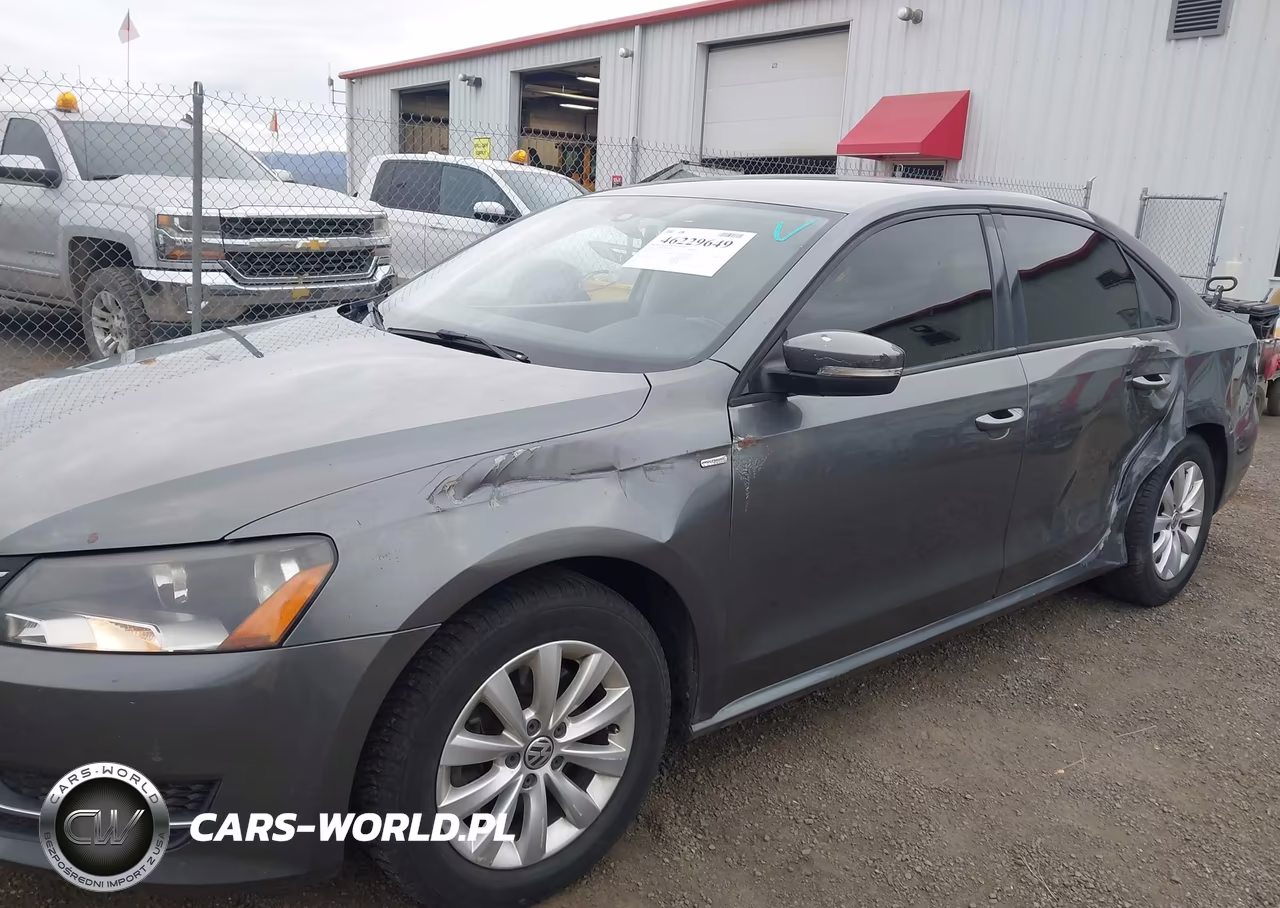2014 Volkswagen Passat 1.8T Wolfsburg Edition VIN:1VWAT7A37EC114979 - 6