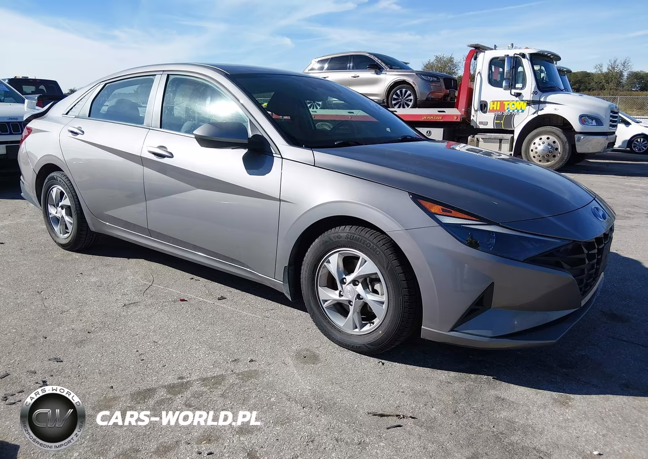 2022 Hyundai Elantra Se