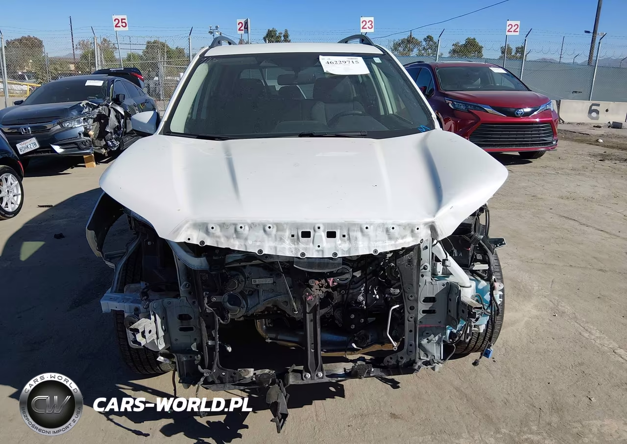 2022 Subaru Forester Premium VIN:JF2SKAEC2NH416539 - 13