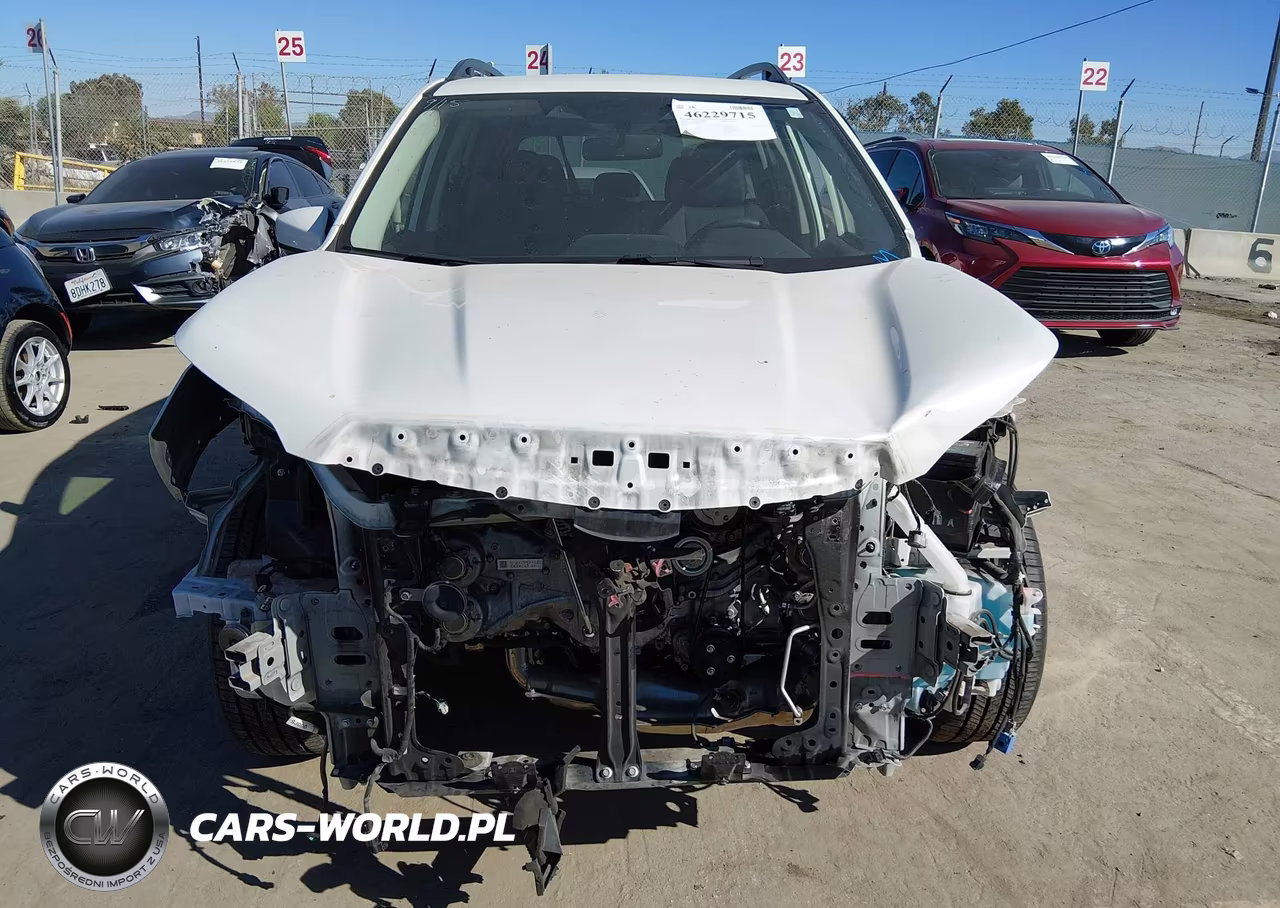 2022 Subaru Forester Premium VIN:JF2SKAEC2NH416539 - 6