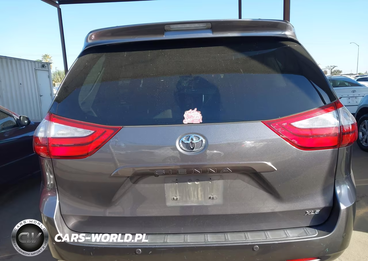 2015 Toyota Sienna Xle 8 Passenger VIN:5TDYK3DC4FS680493 - 17