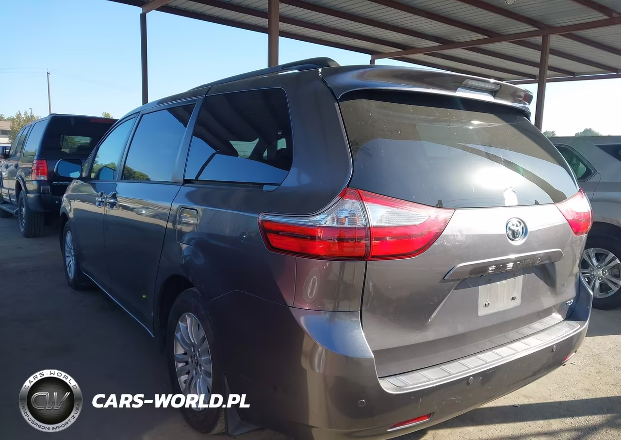 2015 Toyota Sienna Xle 8 Passenger VIN:5TDYK3DC4FS680493 - 3