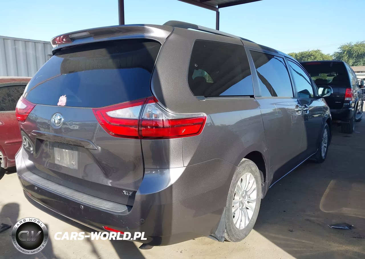 2015 Toyota Sienna Xle 8 Passenger VIN:5TDYK3DC4FS680493 - 4