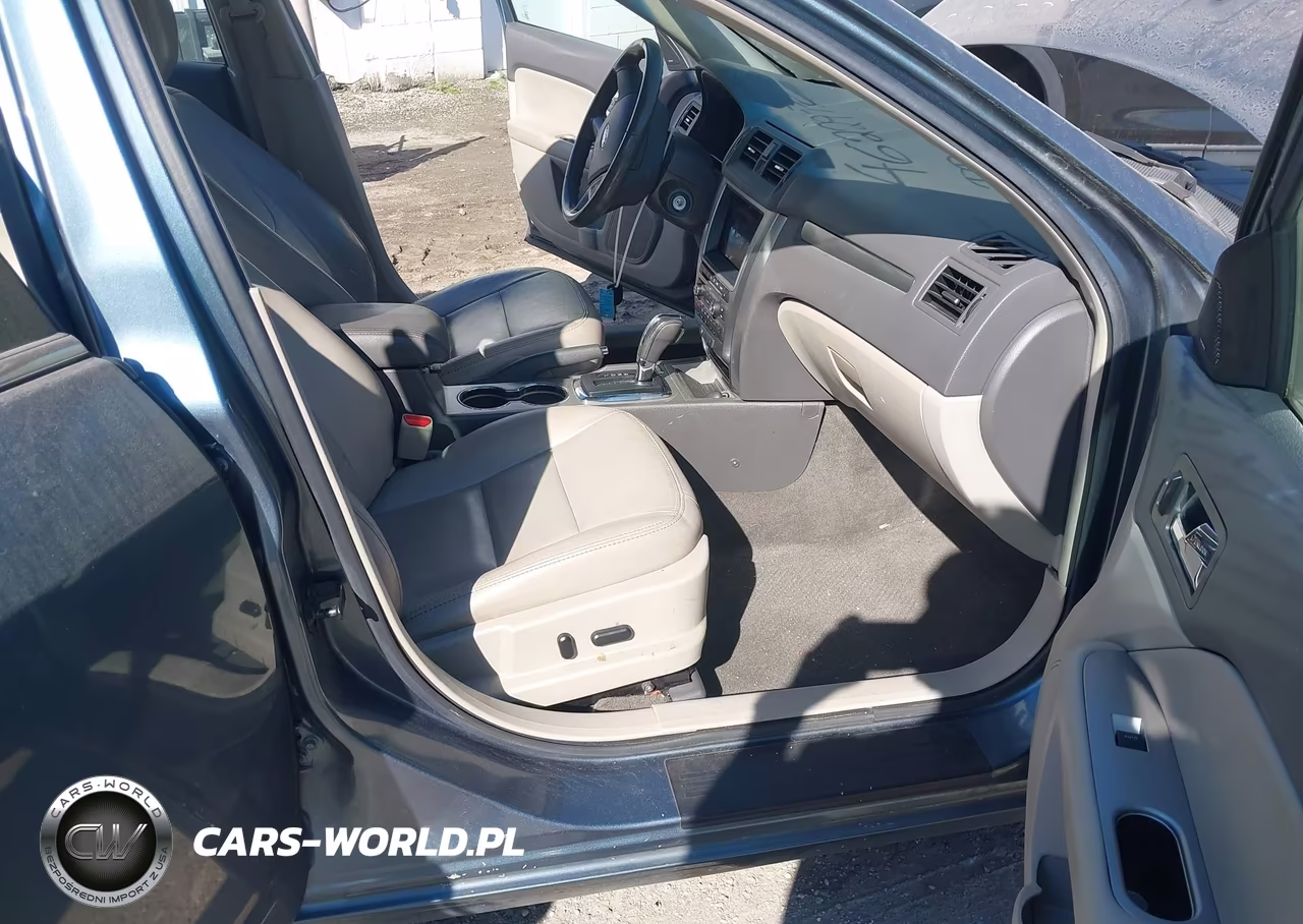 2012 Ford Fusion Hybrid VIN:3FADP0L33CR243492 - 5