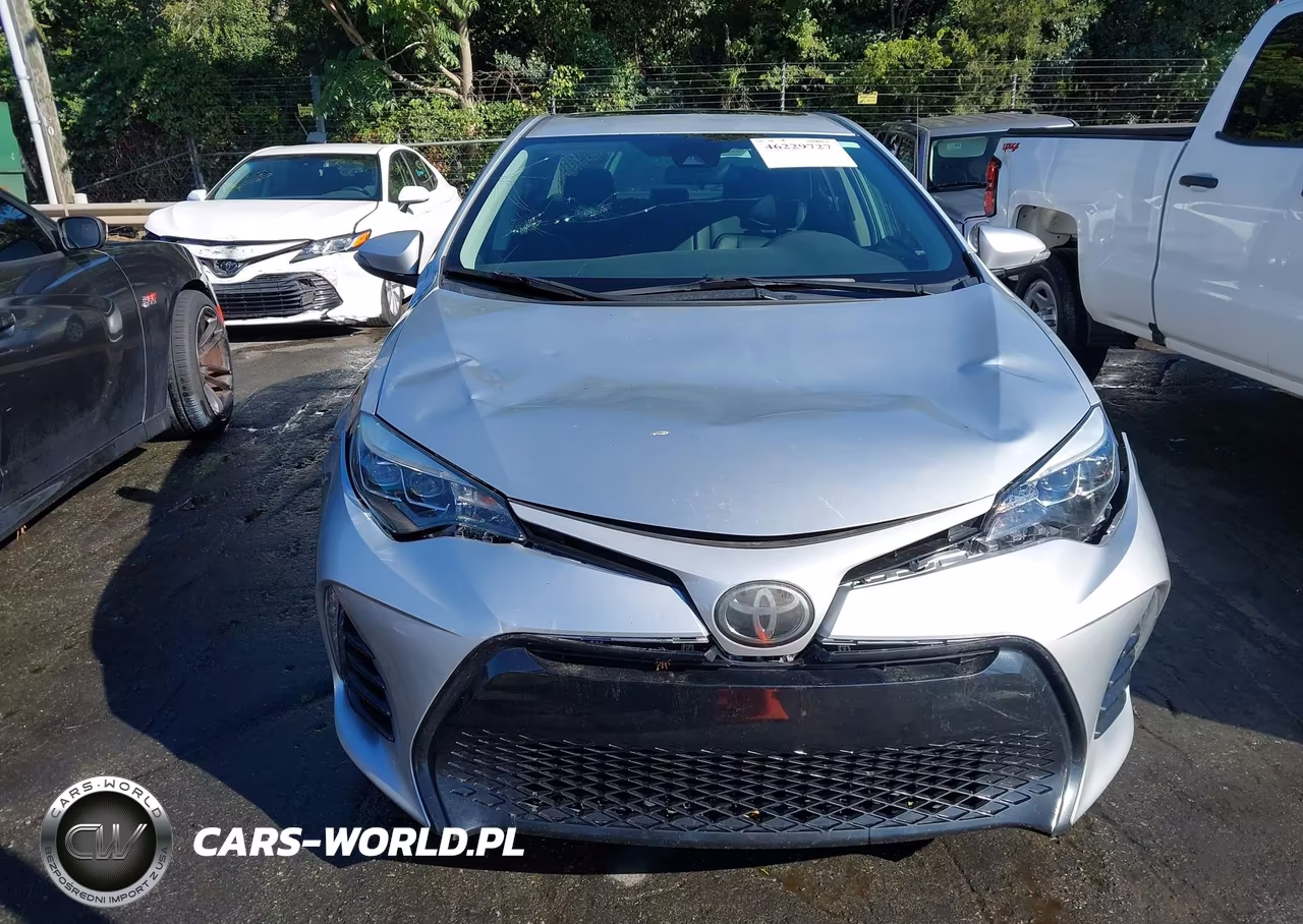 2018 Toyota Corolla Se VIN:5YFBURHE4JP766998 - 12