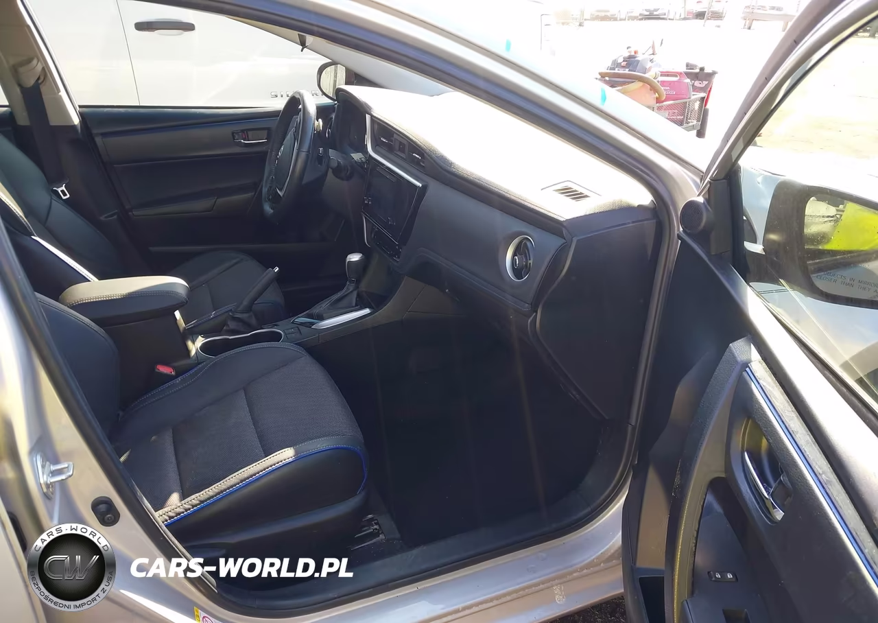 2018 Toyota Corolla Se VIN:5YFBURHE4JP766998 - 5