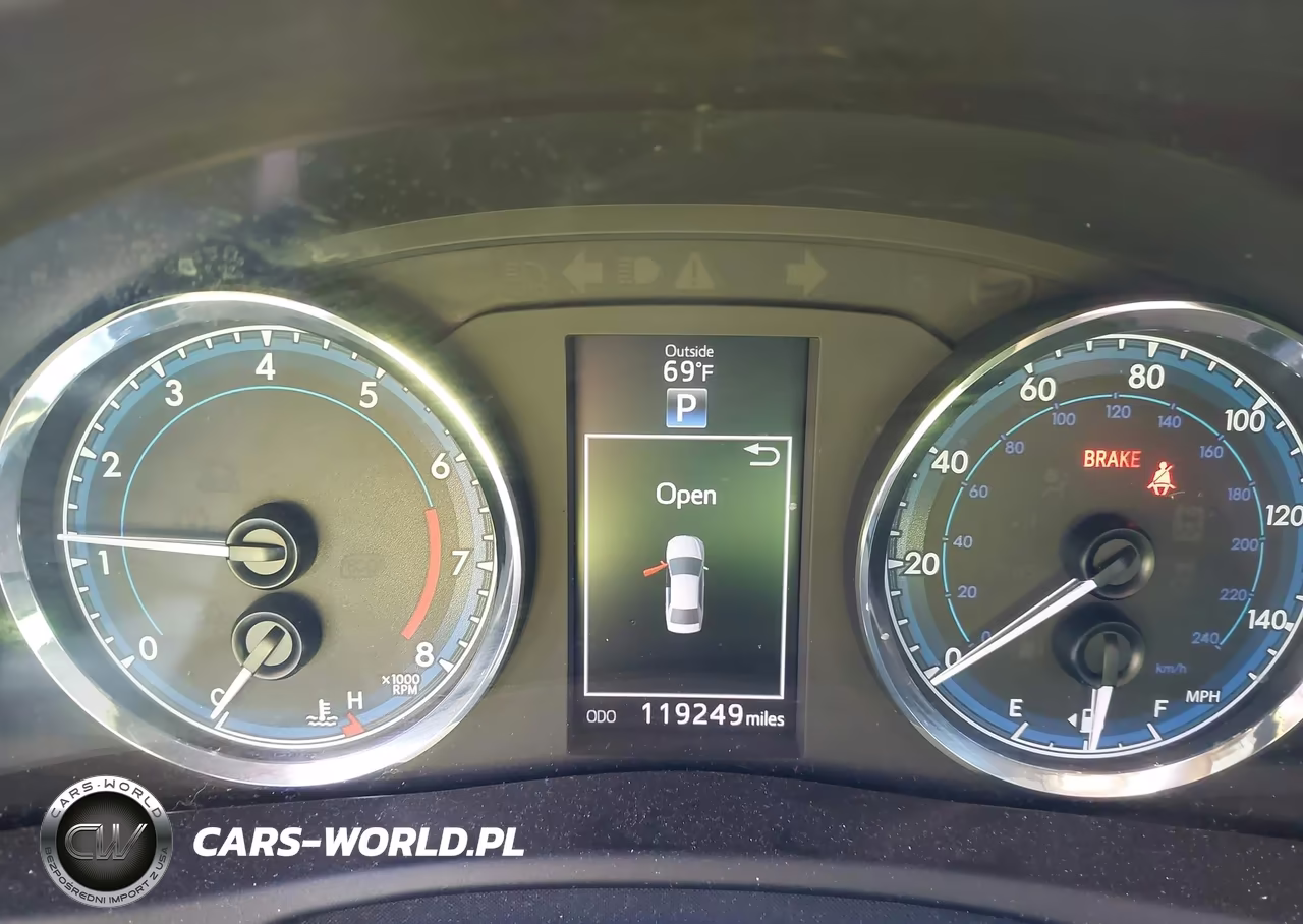 2018 Toyota Corolla Se VIN:5YFBURHE4JP766998 - 7