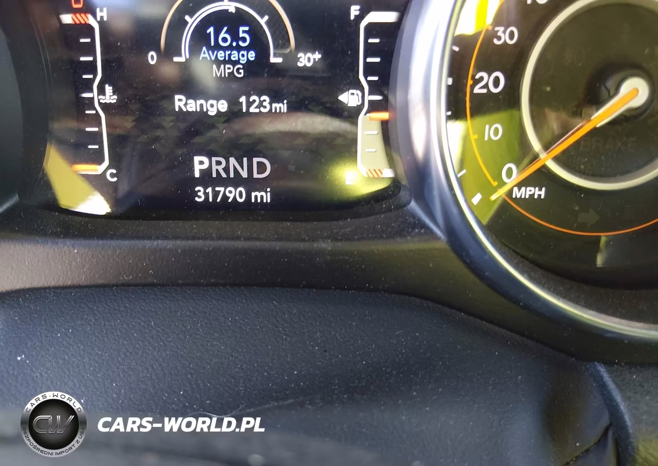 2022 Jeep Gladiator Altitude 4X4 VIN:1C6HJTAGXNL142883 - 16