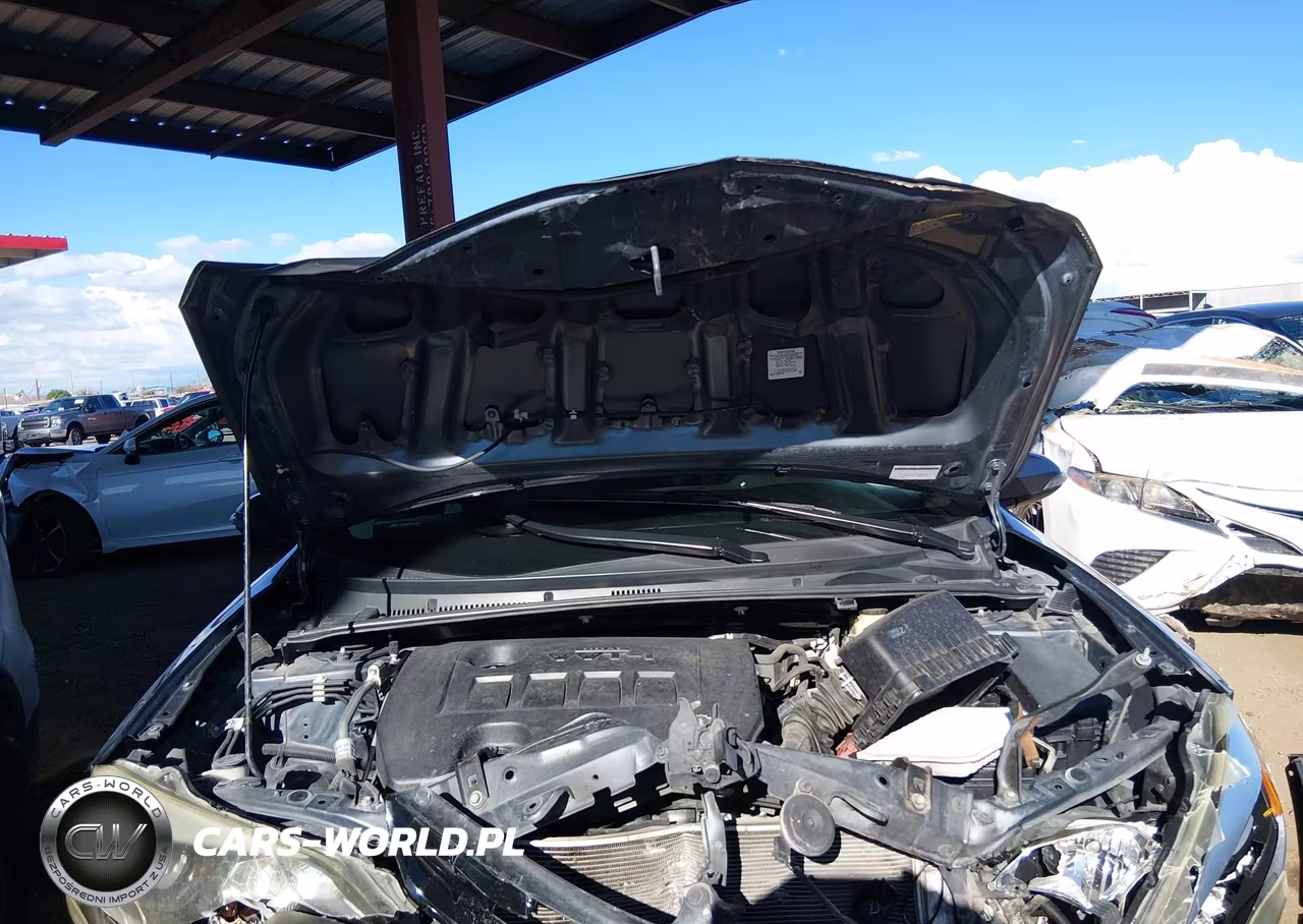 2015 Toyota Corolla S Plus VIN:2T1BURHE2FC386114 - 10
