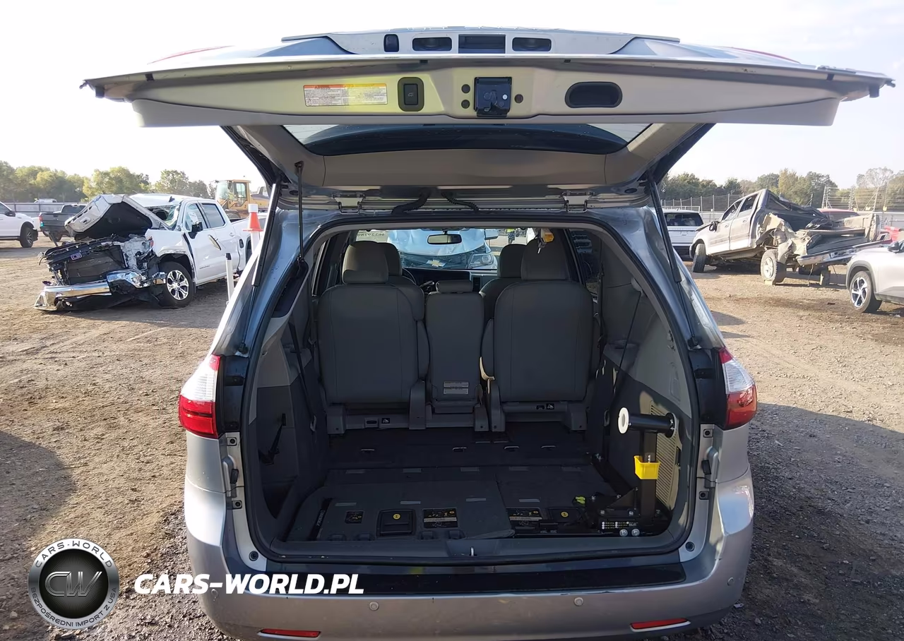 2016 Toyota Sienna Xle 8 Passenger VIN:5TDYK3DC7GS740994 - 18