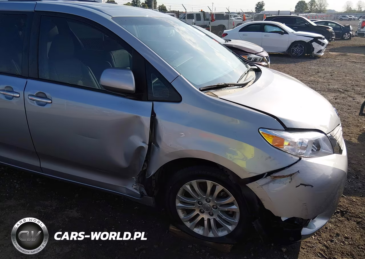 2016 Toyota Sienna Xle 8 Passenger VIN:5TDYK3DC7GS740994 - 6
