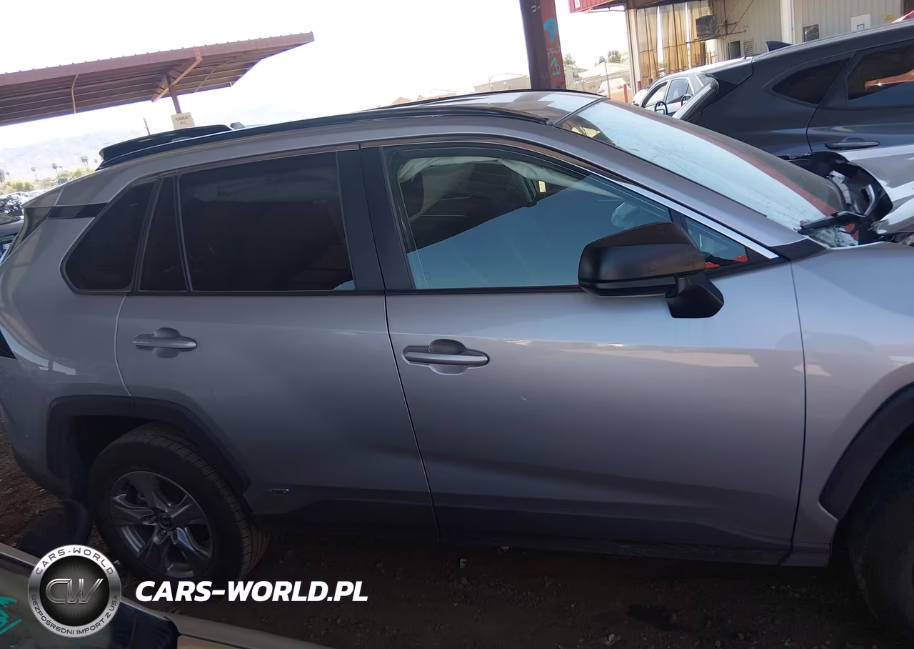2025 Toyota Rav4 Hybrid Le VIN:2T3LWRFV3SW261334 - 13