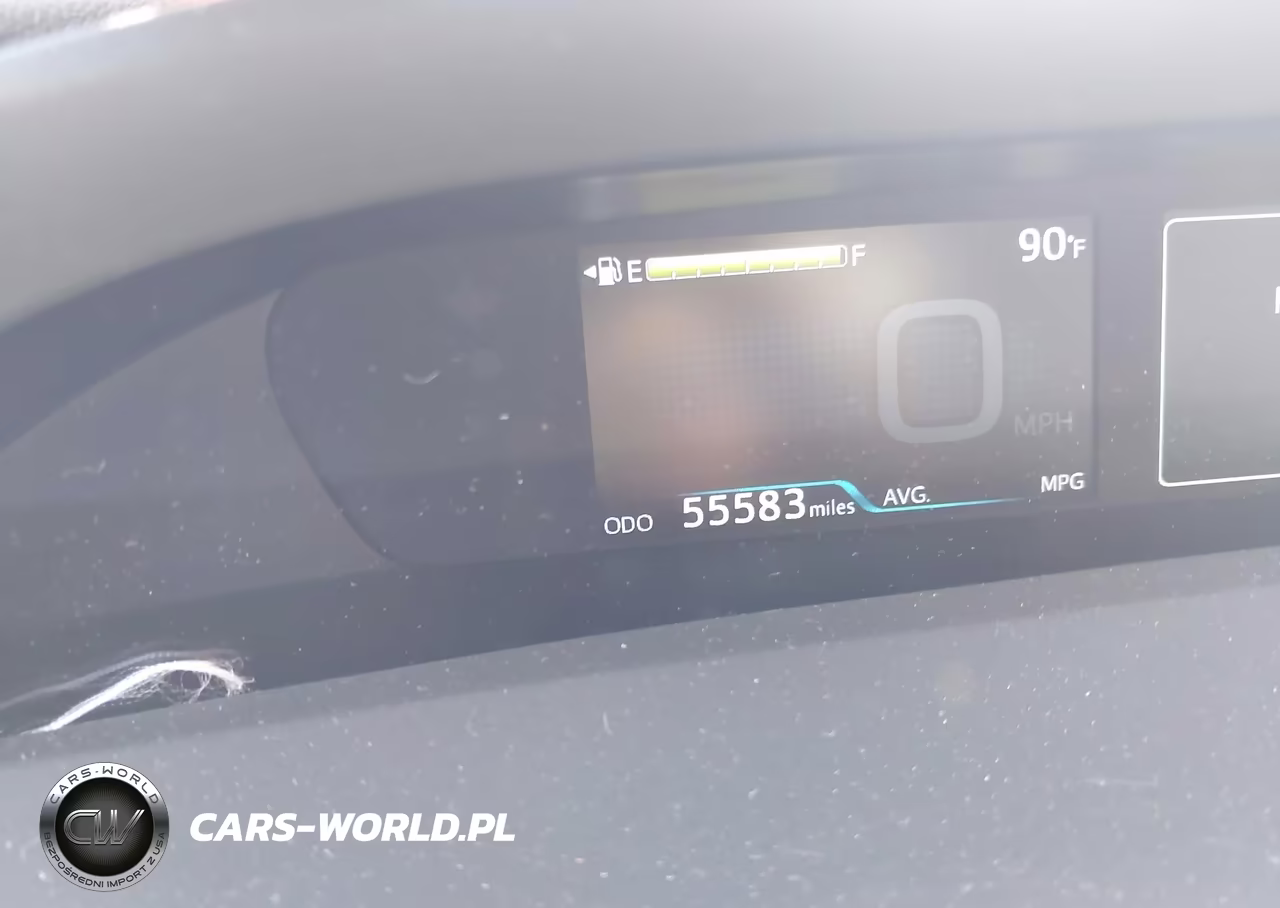 2016 Toyota Prius Four VIN:JTDKARFU5G3514231 - 15
