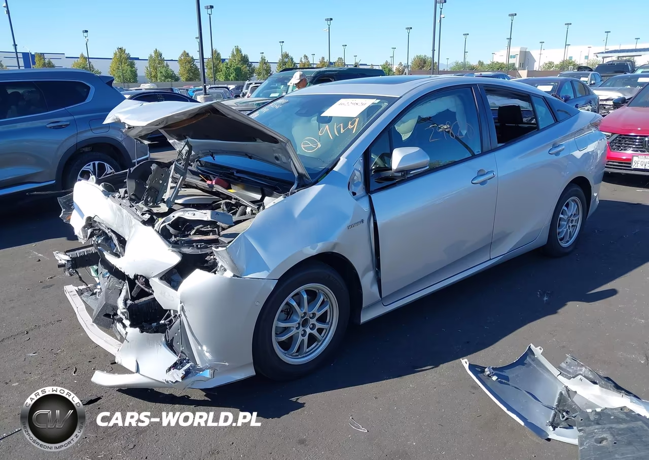 2016 Toyota Prius Four VIN:JTDKARFU5G3514231 - 2