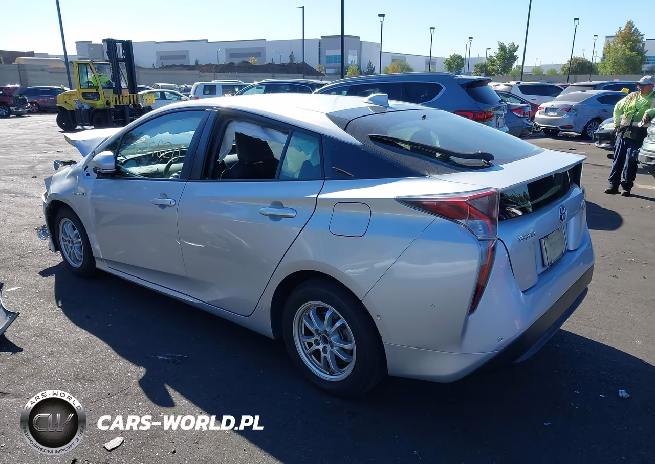 2016 Toyota Prius Four VIN:JTDKARFU5G3514231 - 3