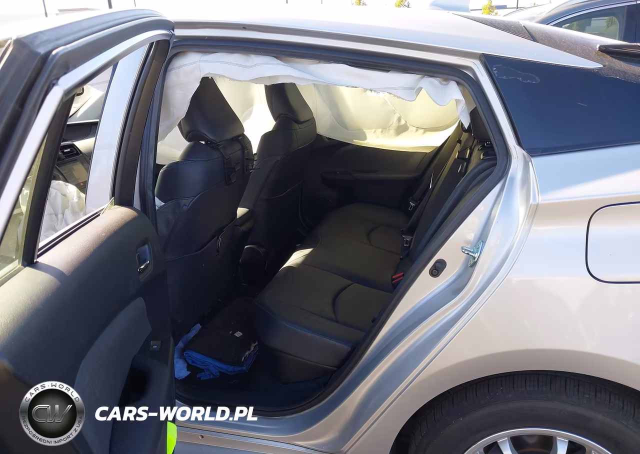 2016 Toyota Prius Four VIN:JTDKARFU5G3514231 - 8