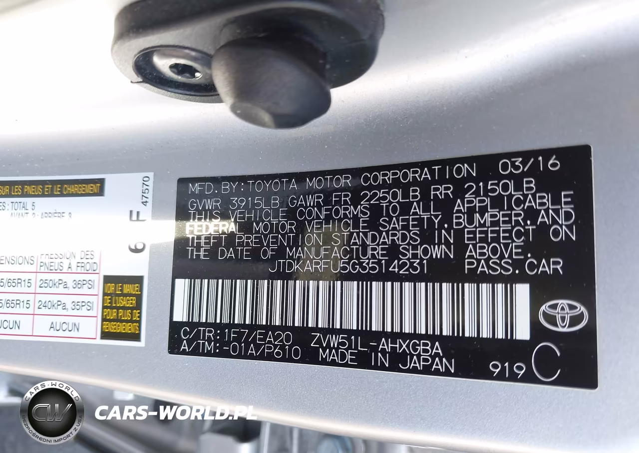 2016 Toyota Prius Four VIN:JTDKARFU5G3514231 - 9