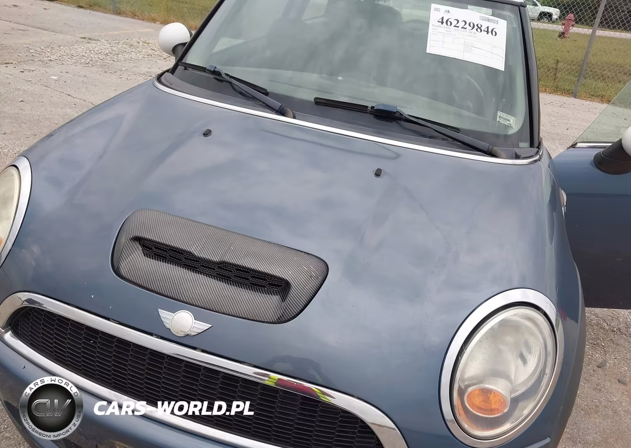 2010 Mini Cooper S VIN:WMWMF7C54ATX43452 - 6