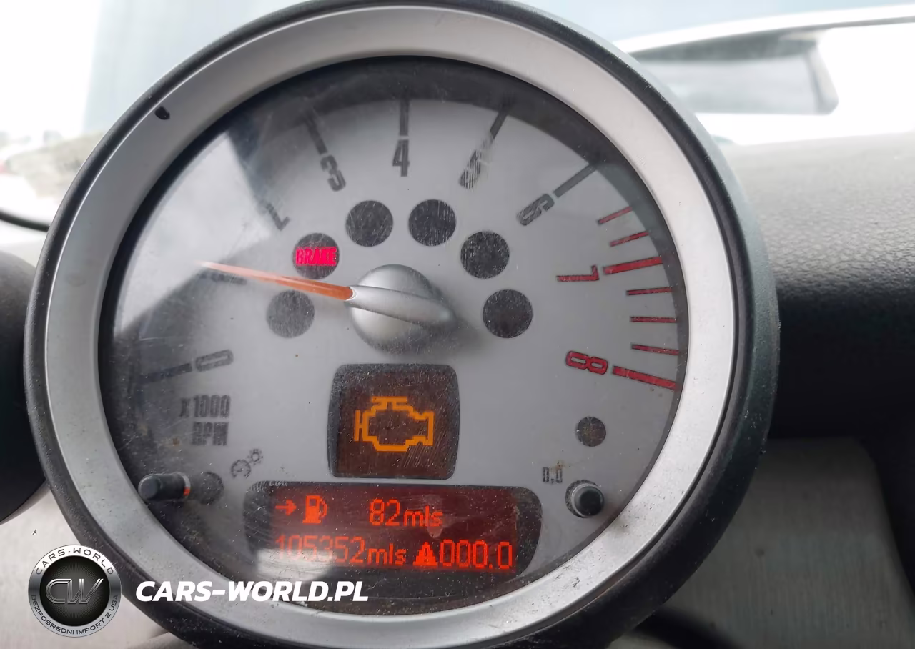 2010 Mini Cooper S VIN:WMWMF7C54ATX43452 - 7