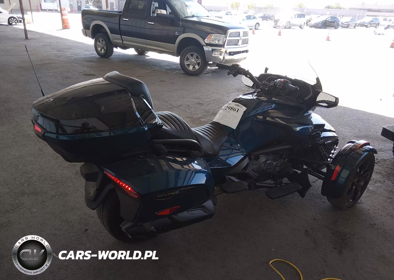 2023 Can-Am Spyder Roadster F3-T-F3 Limited VIN:2BXREDD29PV001327 - 4